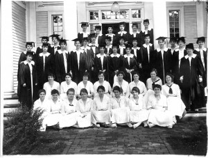 Zeta Alpha Society in 1916. Seniors in academic robes.